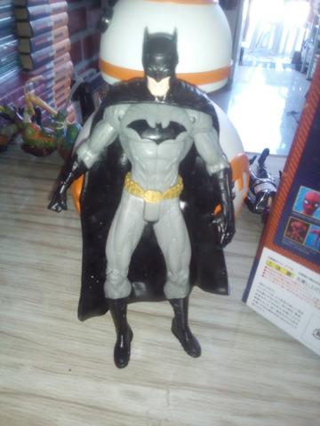 Batman, boneco novo