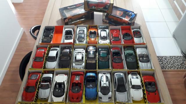 Coleção miniaturas escala 1:18