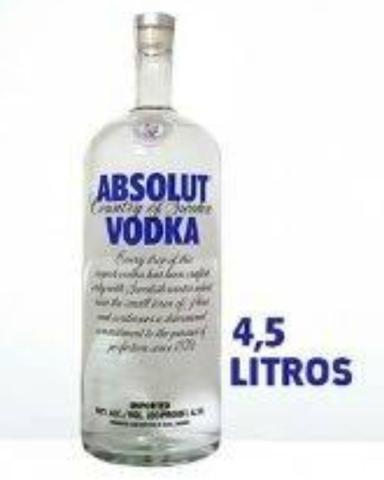 Compro garrafa de Absolut de 4,5L Vazia