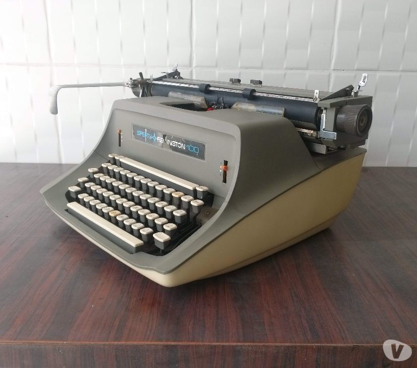 Máquina de escrever (Anos 80)