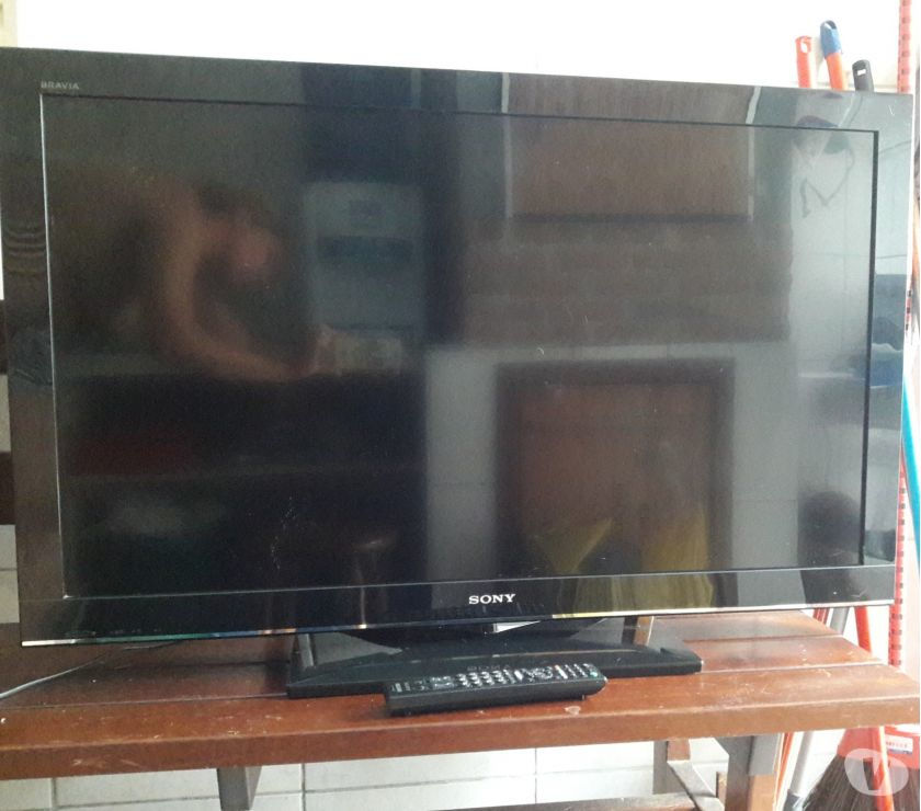 TV 40" LCD Sony Bravia Full HD