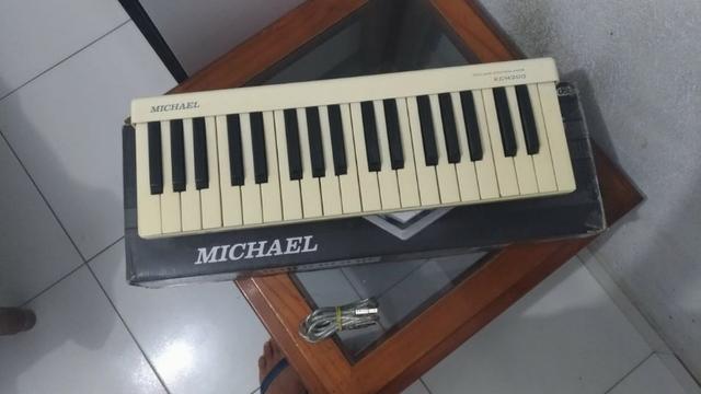 Teclado midi Michael para troca em VIOLÃO