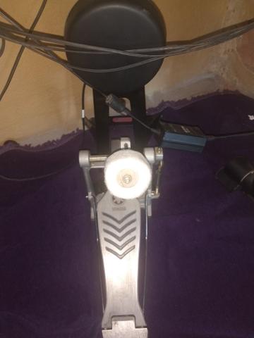 Vendo bateria eletrônica yamaha dtx 500. + caixa som