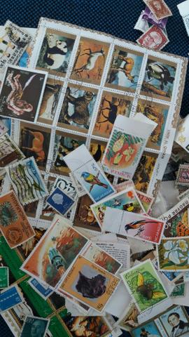 Vendo lote de selos do mundo todo