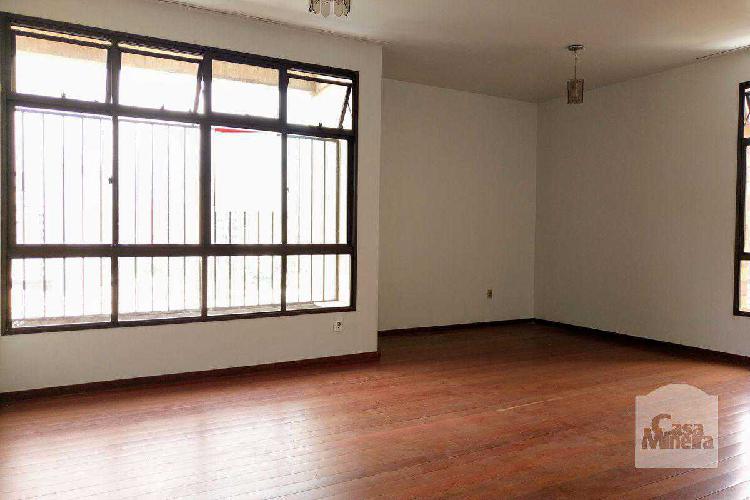 Apartamento, Sion, 3 Quartos, 4 Vagas, 1 Suíte