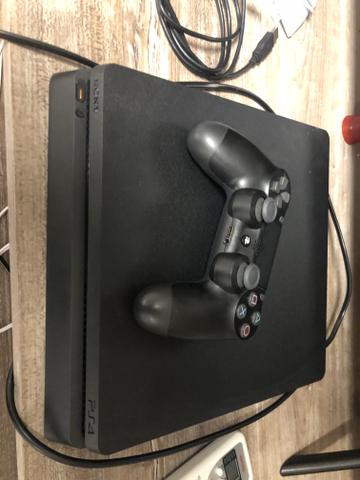 Vendo ps4 muito novo 500gb