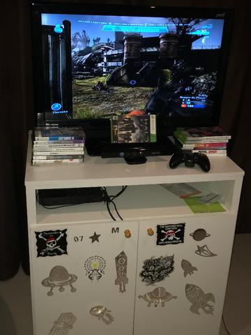 Xbox 360 < Case < TV 40 "