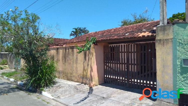 Casa a Venda no bairro Porto Novo - Caraguatatuba, SP -