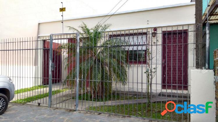 Casa a Venda no bairro Santa Terezinha - Pelotas, RS - Ref.:
