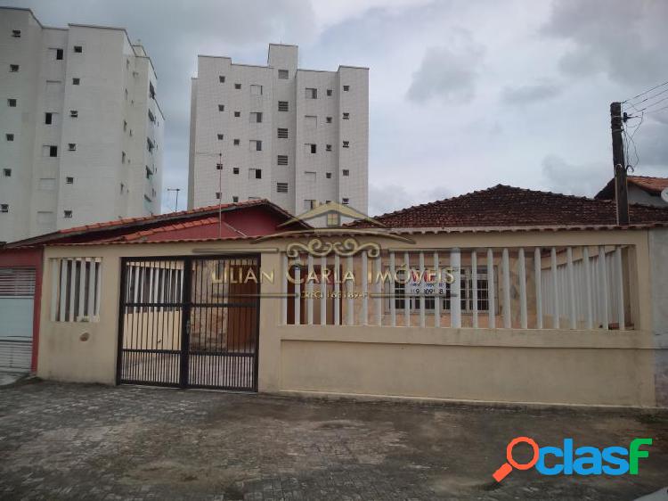 Casa com 2 dorms em Mongaguá - Jd. Praia Grande por