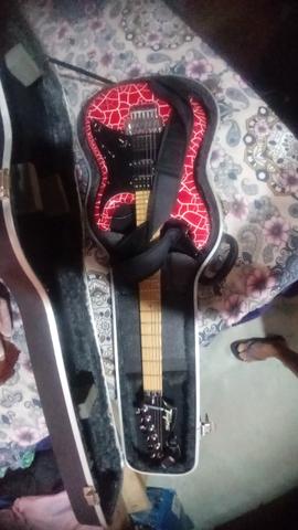 Case guitarra