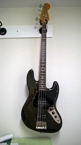 Fender Modern Player Jazz Bass 4 String Translucent Green