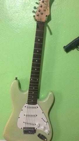 Guitarra 200