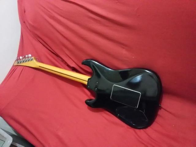 Guitarra Dixon para estudante.R$