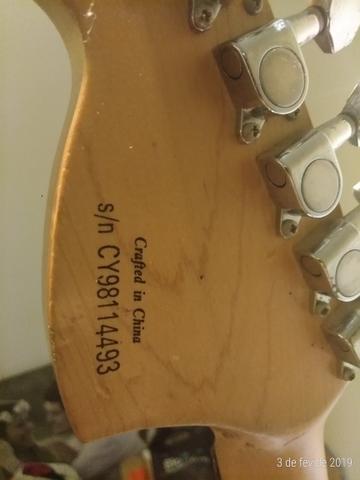 Guitarra Stratocaster - Squier/Fender
