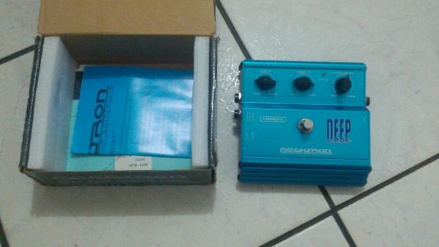 Pedal rocktron deep BLUE Chorus aceito pedais baixo