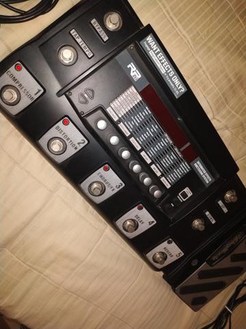 Pedaleira digitech RP500