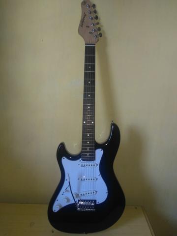 R$350 guitarra Steinberg