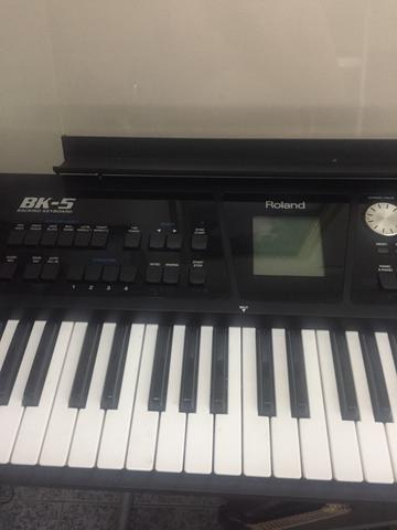 Teclado Roland Bk-5