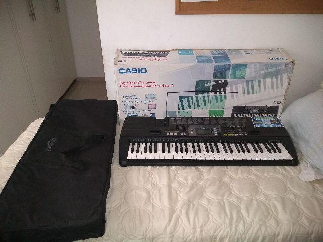 Teclado musical CTK 710