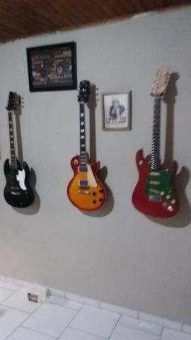 Vendo Guitarras e Amplificador