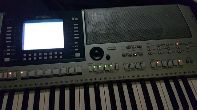 Yamaha psr 710