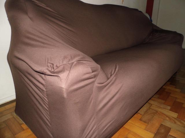 Barbadinha lindo sofá 3 lugares 2,10m com capa de nylon