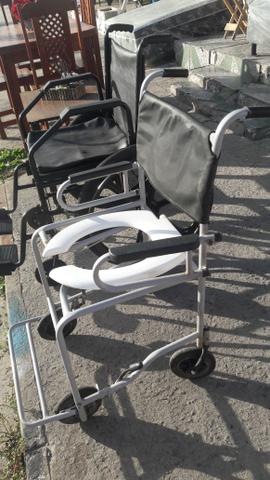 Cadeira de roda + cadeira Banho