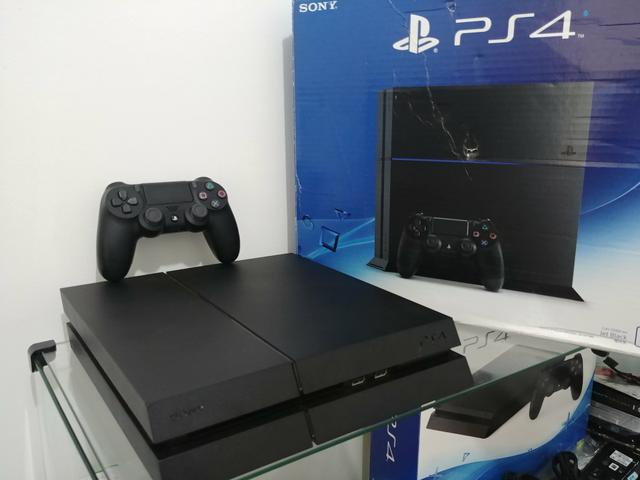 PlayStation 4 Fat 500GB Preto Fosco Parcelo