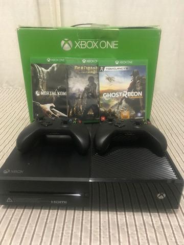 Xbox One 2 controles 3 jogos
