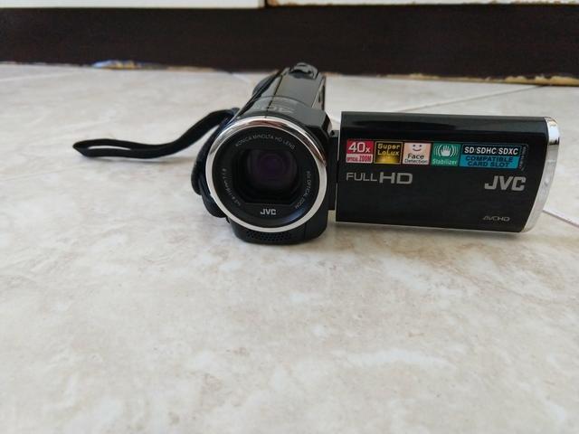 Filmadora JVC GZ-E10 Full HD HDMI Preta