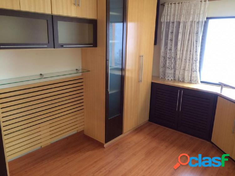 Apartamento a Venda no bairro Vila Gumercindo - São Paulo,