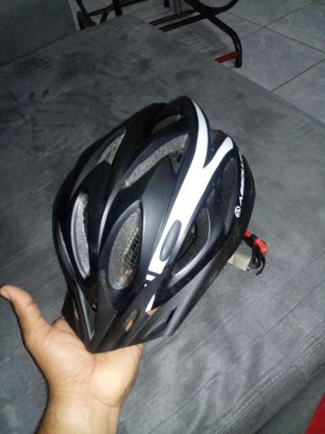 Capacete ciclista ABSOLUTE
