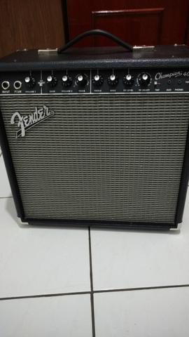 Amplificador fender Champions