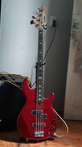 Baixo Yamaha BB 424