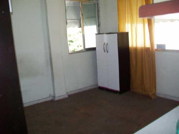 Jardim Guanabara, 1 quarto, 1 vaga, 18 m² Rua Cambauba,