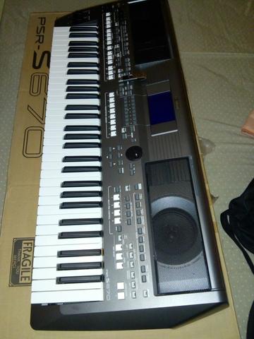 Teclado 670 Yamaha