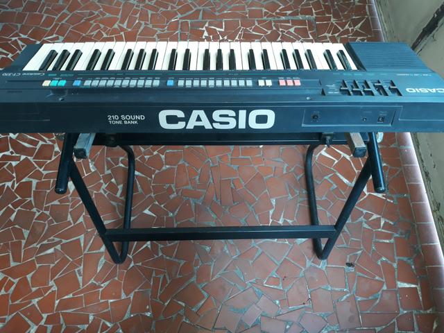 Teclado cassio CT SOUND