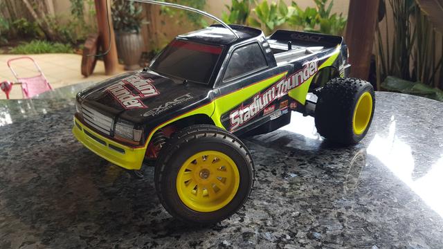 Automodelo Tamiya Elétrico 1:10 Stadium Thunder + rádio