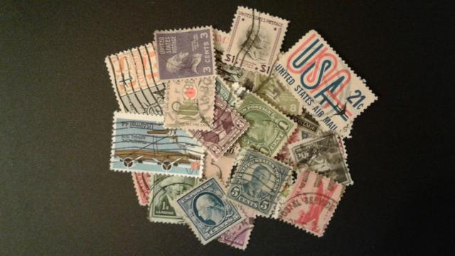Lote com 32 selos dos Estados Unidos
