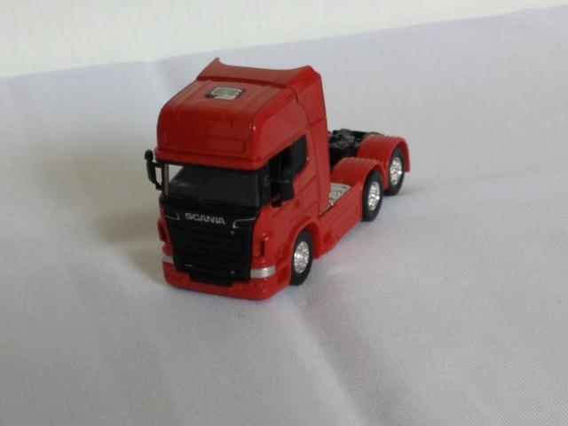 Miniatura de caminhão Scania V8 R730