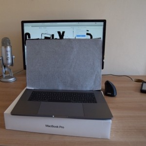 Apple macbook pro 15 "laptop com touchbar