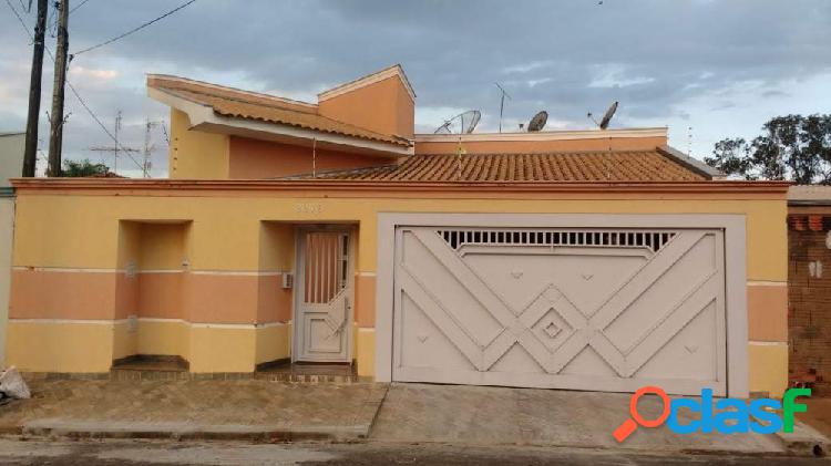 Excelente Casa no jardim Presidente!! - Casa a Venda no