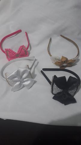 Travessas de laço semi nova
