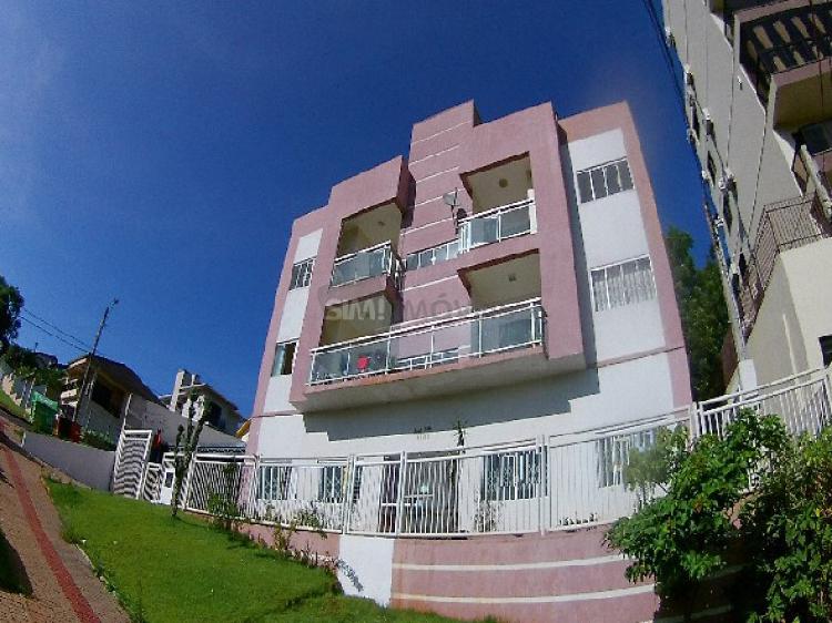 Aluga-se Apartamento no Santa Maria!