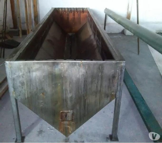 Dois tanques de Inox capacidade de 400 a 600 litros