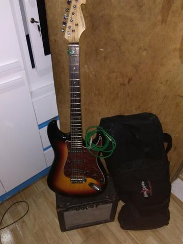 Guitarra Giannini + amplificador+capa