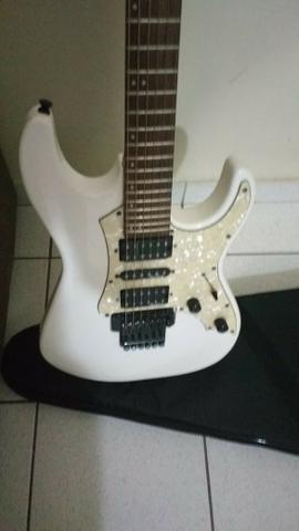 Guitarra Strinberg com pedal e amp