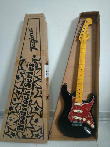 Guitarra Tagima Woodstock TG 530