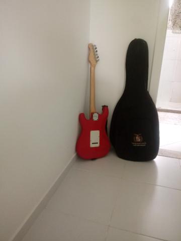 Guitarra condor